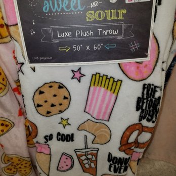 dd's DISCOUNTS - Donut blankie - Discount Store Near Me - Albuquerque, New Mexico