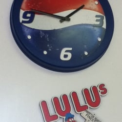 Lulu's Hot Dogs