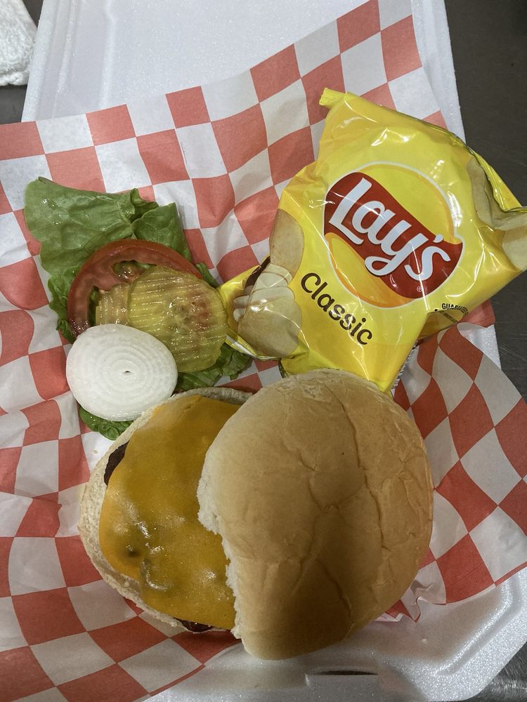 806 BBQ & GRILL Logo