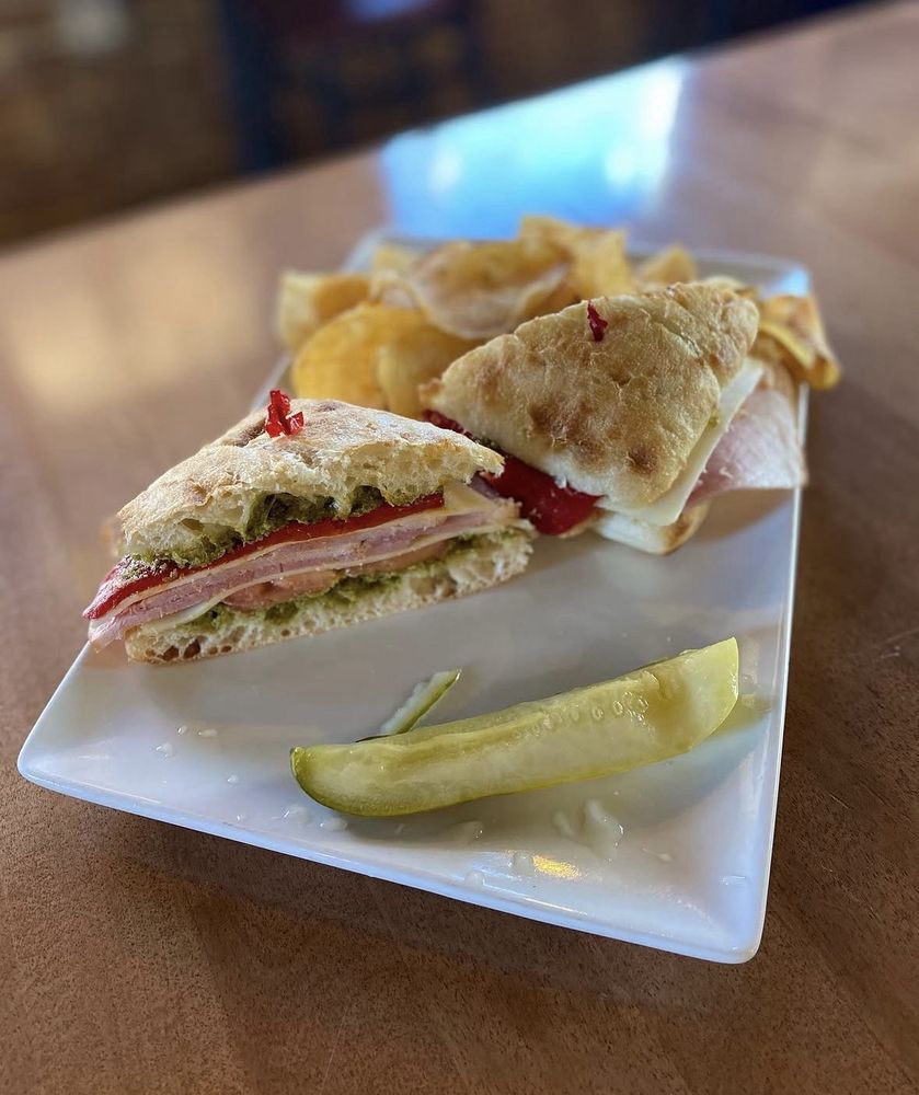Social spots from Friendship Perk and Brew