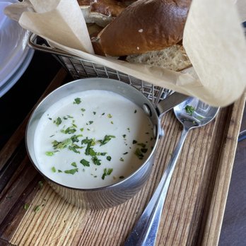 Marlow's Tavern - Brie fondue - New American Near Me - Orlando, Florida Marlow's Tavern - Brie fondue - New American Near Me - Orlando, Florida