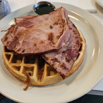 Full Circle Diner & Cocktails - I modified the menu. I went waffle topped with hash browns well done topped with ham   Would order again! - Diners Near Me - Manhattan, Kansas