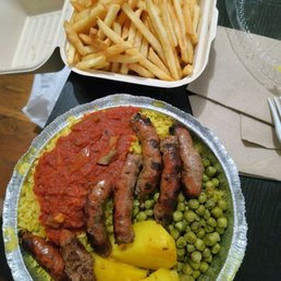 Merguez platter with large fries Merguez platter with large fries