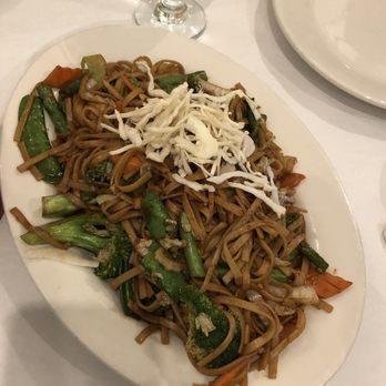 Kaieteur Restaurant - Vegetable le Lo Mein Lunch Special - Caribbean Near Me - Richmond Hill, New York Kaieteur Restaurant - Vegetable le Lo Mein Lunch Special - Caribbean Near Me - Richmond Hill, New York