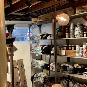 Pretty Funny Vintage - Glow With Them~ (More Stuff Downstairs) - Antiques Near Me - Tarrytown, New York Pretty Funny Vintage - Glow With Them~ (More Stuff Downstairs) - Antiques Near Me - Tarrytown, New York