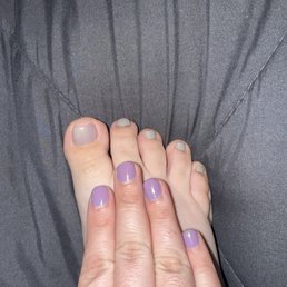 Gel pedicure did not last 24 hours... Gel pedicure did not last 24 hours...