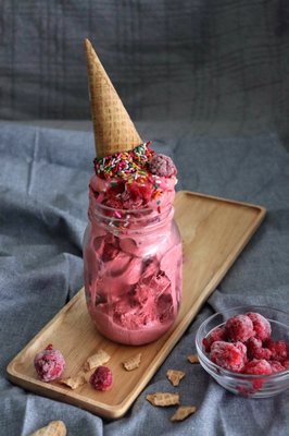 Ron's Gourmet Ice Cream and Twentieth Century Bowling Alley by null
