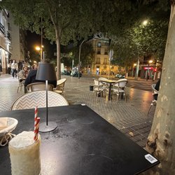 Tanto Monta - Alfresco seating