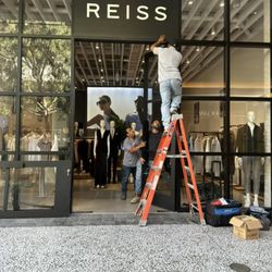 Prime Locksmith - Commercial glass door adjustment and locks replacement.