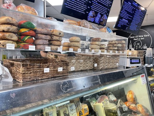Taste of New York Bagels & Deli by null