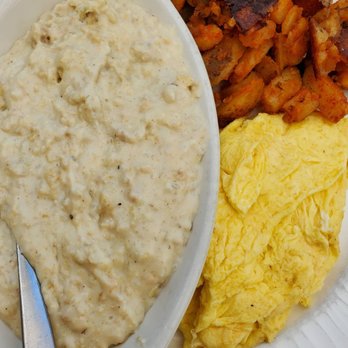 Rick's On 5 - Outside dining.... sausage and biscuits meal - American Near Me - Wallingford, Connecticut