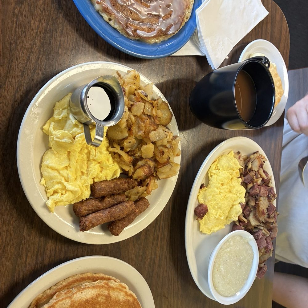 Keystone Diner - Cinnamon roll pancake - Breakfast & Brunch Near Me - Indianapolis, Indiana Keystone Diner - Cinnamon roll pancake - Breakfast & Brunch Near Me - Indianapolis, Indiana