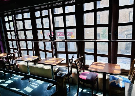 Arthur Avenue Retail Market by null