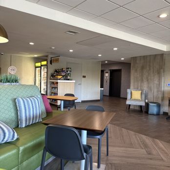 Home2 Suites by Hilton Tracy - Inviting atmosphere - Hotels Near Me - Tracy, California Home2 Suites by Hilton Tracy - Inviting atmosphere - Hotels Near Me - Tracy, California