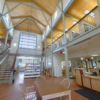 Skidompha Public Library - Interior of Skidompha library. The acoustics are great! - Libraries Near Me - Damariscotta, Maine