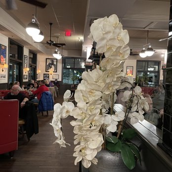 Avvio Ristorante - Interior - New American Near Me - Cranston, Rhode Island