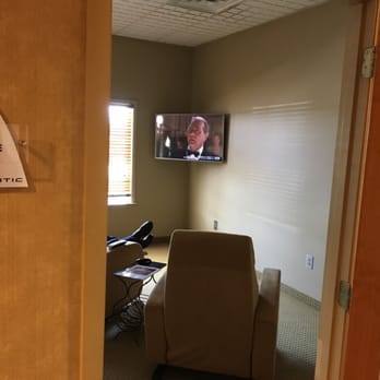 Atlantic Aviation - Pilot's Lounge - Airports Near Me - Johns Island, South Carolina Atlantic Aviation - Pilot's Lounge - Airports Near Me - Johns Island, South Carolina