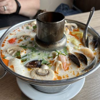 Seven Seas - Seafood Tom yum kha - Thai Near Me - Corona, California