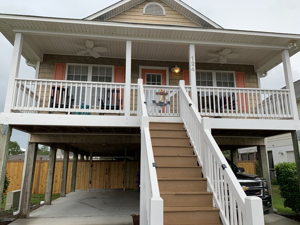 NEW TOWNE REALTY GROUP Contact Agent 9051 Strickland Rd, Raleigh