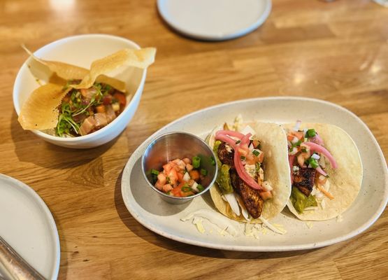 Mahi ‘ai Table by null