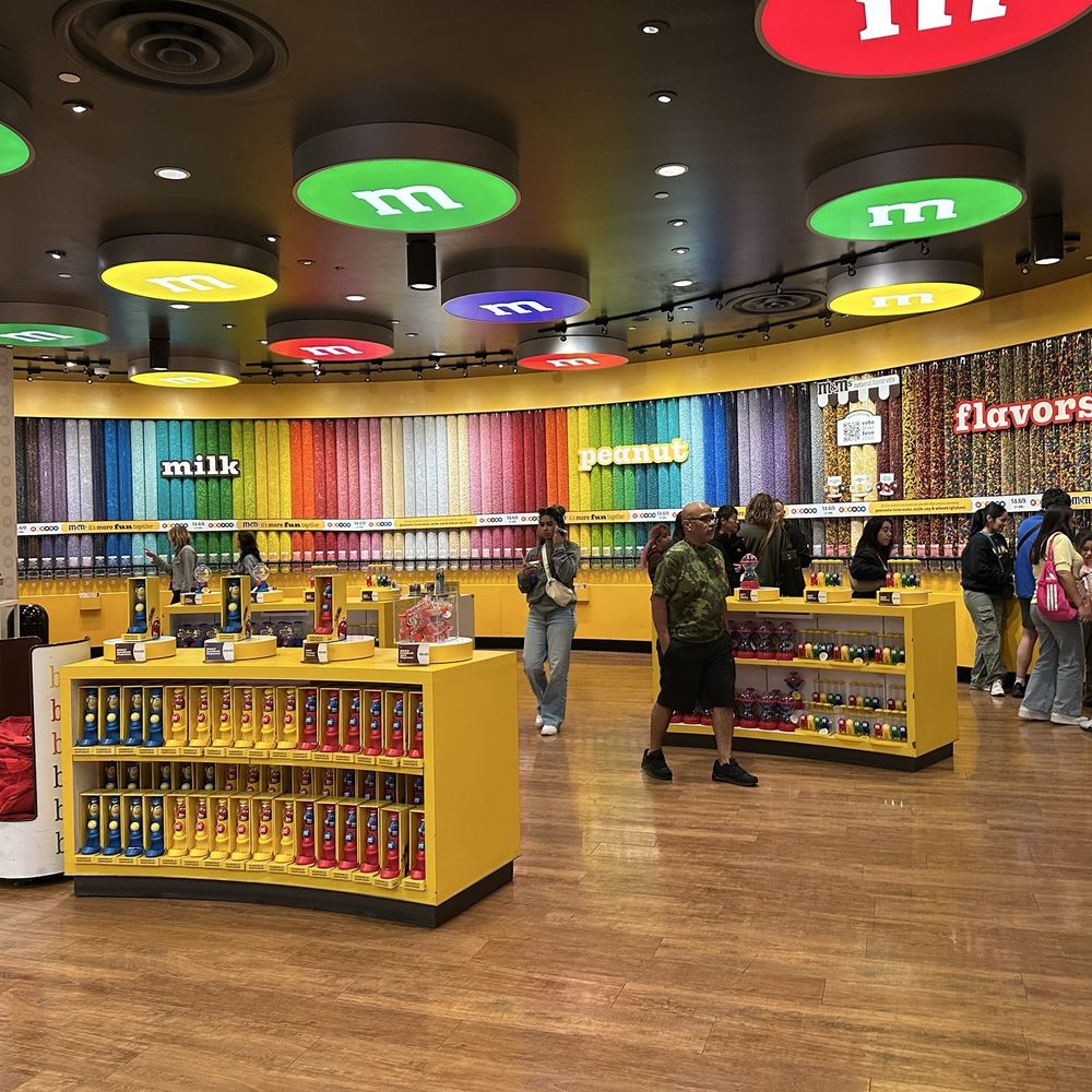 M&M'S World - Chocolatiers & Shops Near Me - Las Vegas, Nevada M&M'S World - Chocolatiers & Shops Near Me - Las Vegas, Nevada