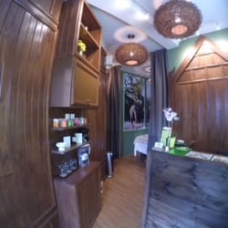 Pukkai Thai Massage - Reception area