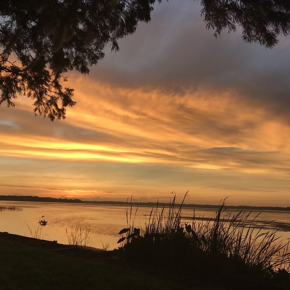 Buddy's Lakeside Park - Sunrise over the water - RV Parks Near Me - Inglis, Florida