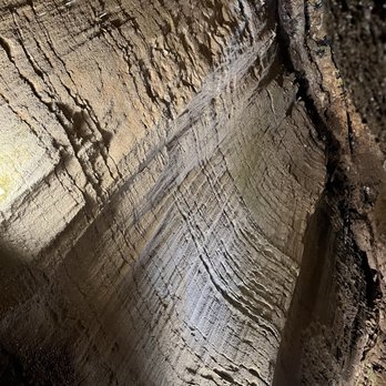 Bluff Dwellers Cave - Cave - Museums Near Me - Noel, Missouri