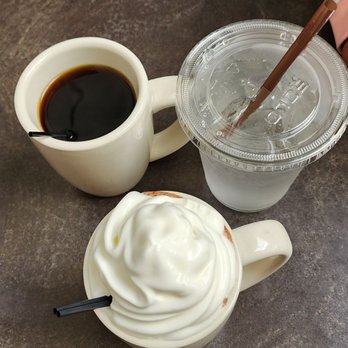 Hob-Nob Restaurant & Lounge - Hot chocolate, coffee, kids water - Breakfast & Brunch Near Me - Tacoma, Washington Hob-Nob Restaurant & Lounge - Hot chocolate, coffee, kids water - Breakfast & Brunch Near Me - Tacoma, Washington