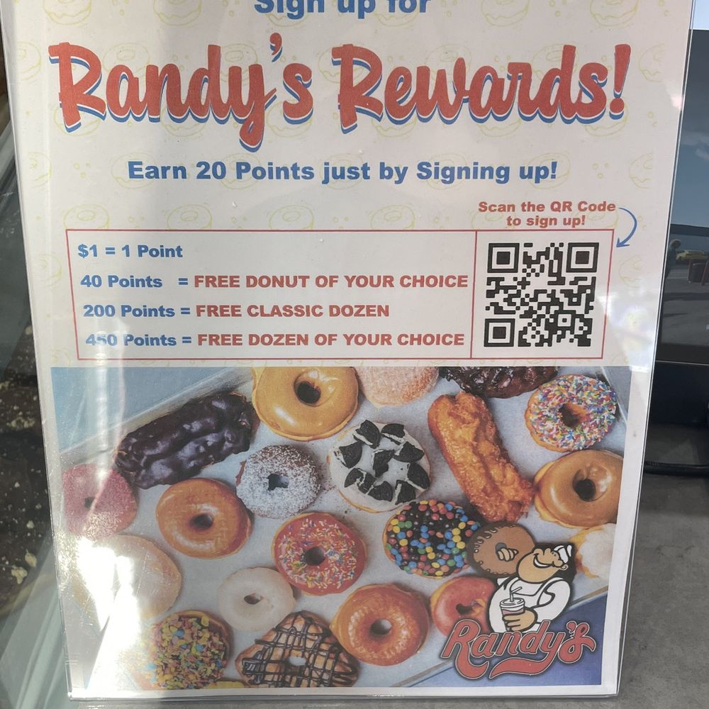 Randy’s Donuts - Randy's Rewards - Donuts Near Me - Los Angeles, California