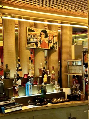 Café des Deux Moulins by null