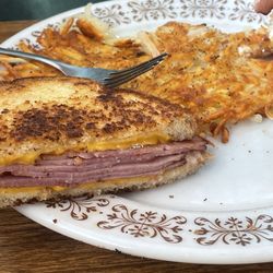 Hutch's Cafe & Lounge - Grilled Ham and Cheese