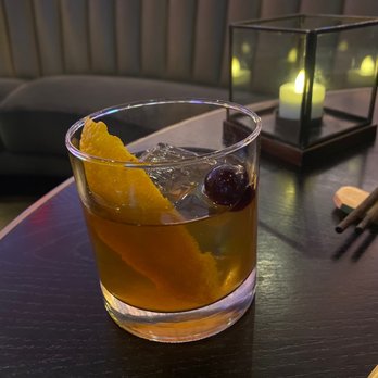 Mott 32 - Peking duck old fashion - Chinese Near Me - Las Vegas, Nevada Mott 32 - Peking duck old fashion - Chinese Near Me - Las Vegas, Nevada