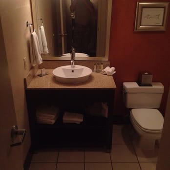DoubleTree by Hilton Hotel Springfield - Photo of the bathroom, I really dig the sink!! Lol - Hotels Near Me - Springfield, Missouri DoubleTree by Hilton Hotel Springfield - Photo of the bathroom, I really dig the sink!! Lol - Hotels Near Me - Springfield, Missouri