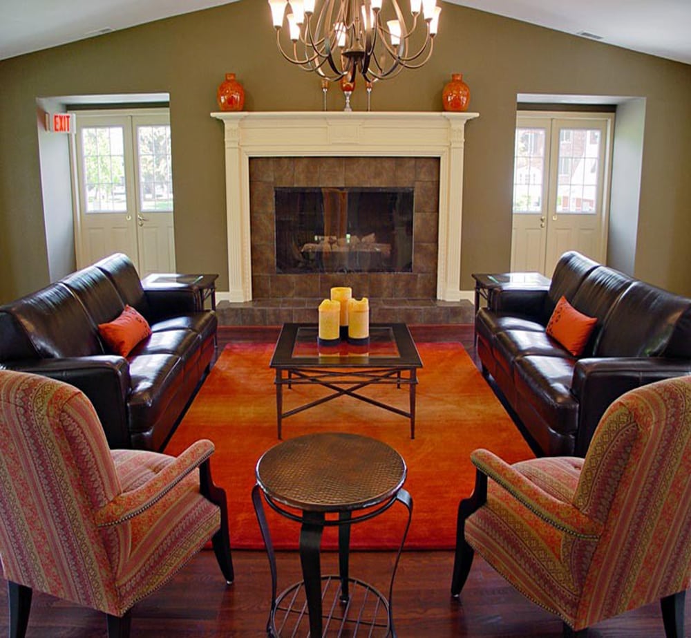 GREENBRIER APARTMENTS Updated September 2024 3615 Green Brier Blvd