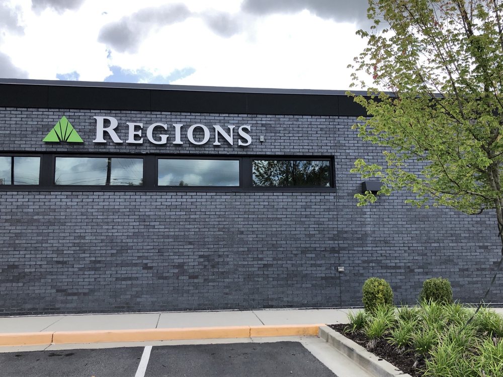 REGIONS BANK 1728 Mars Hill Rd NW, Acworth, Banks & Credit