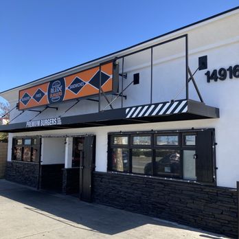 Made Burgers - Storefront - Burgers Near Me - Lawndale, California Made Burgers - Storefront - Burgers Near Me - Lawndale, California
