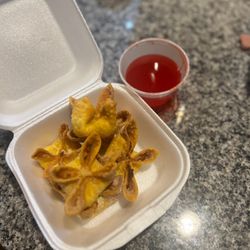 Dragon express - Crab Rangoon
