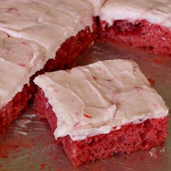 High Timez Cakes - red velvet cake with white frosting - Custom Cakes Near Me