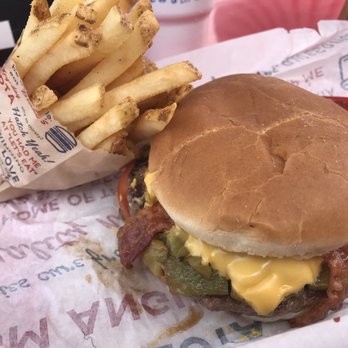 Blake's Lotaburger - Burgers Near Me - Los Lunas, New Mexico Blake's Lotaburger - Burgers Near Me - Los Lunas, New Mexico