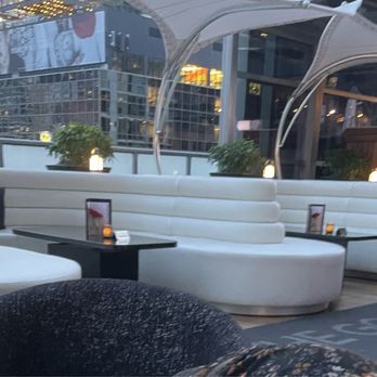 IO Godfrey - Rooftop bar - Cocktail Bars Near Me - Chicago, Illinois IO Godfrey - Rooftop bar - Cocktail Bars Near Me - Chicago, Illinois