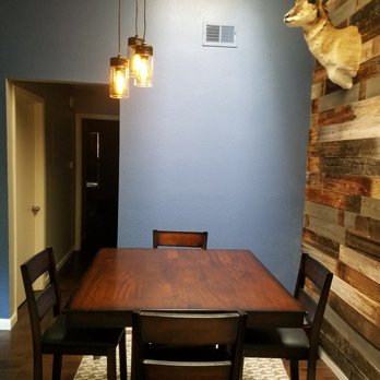 Grayzer Electric - Helped adjust the length of the different light bulbs. - Electricians Near Me - Austin, Texas Grayzer Electric - Helped adjust the length of the different light bulbs. - Electricians Near Me - Austin, Texas