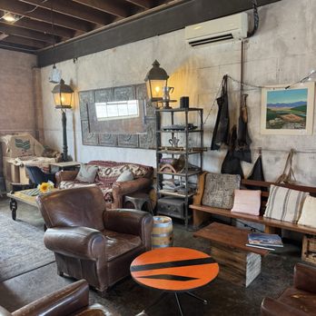Smoky Hollow Roasters - Coffee Roasteries Near Me - El Segundo, California
