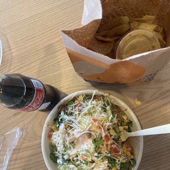 QDOBA Mexican Eats - Mexican Near Me - Piscataway, New Jersey