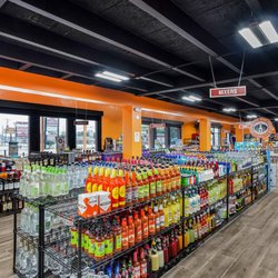 Zipps Liquor