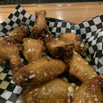 Geronimos Grill - Honey garlic wings - American Near Me - Davie, Florida Geronimos Grill - Honey garlic wings - American Near Me - Davie, Florida