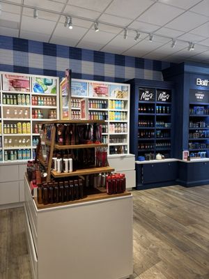 BATH & BODY WORKS - Updated July 2025 - 26 Photos & 11 Reviews - 8600 ...