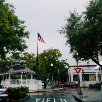 Smothers Barbers - Old Glory sways to the east in front of Smothers Barbers. 12/31/16 - Barbers Near Me - Upland, California Smothers Barbers - Old Glory sways to the east in front of Smothers Barbers. 12/31/16 - Barbers Near Me - Upland, California