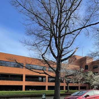 University of Oregon - Oregon Hall, an administration building. - Colleges & Universities Near Me - Eugene, Oregon University of Oregon - Oregon Hall, an administration building. - Colleges & Universities Near Me - Eugene, Oregon