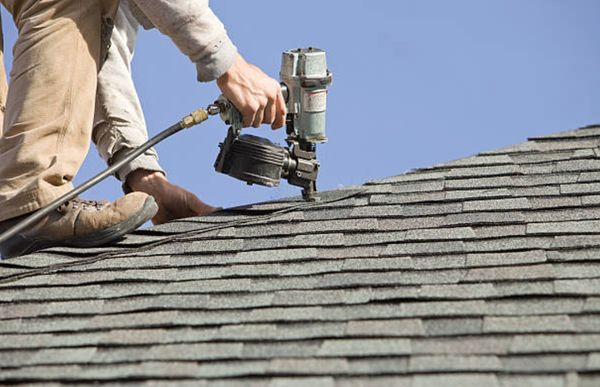 Makin Roofing Logo